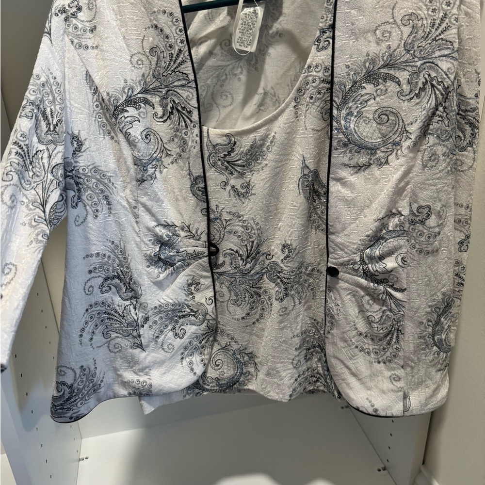 Sparkle Paisley Blazer and Top Set